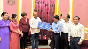 Đoàn công tác của lãnh đạo tỉnh Nghệ An thăm và làm việc tại Cuba
