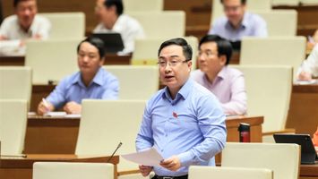 Đại biểu Quốc hội đoàn Nghệ An Đặng Xuân Phương chuyển sinh hoạt đến Đoàn Quảng Ninh