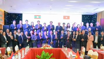 Đẩy mạnh hợp tác xây dựng pháp luật trong lĩnh vực kinh tế, ngân sách giữa Quốc hội Việt Nam với Quốc hội Lào