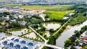Cử tri thành phố Vinh kiến nghị thu hồi, xử lý một số dự án treo, dự án chậm tiến độ