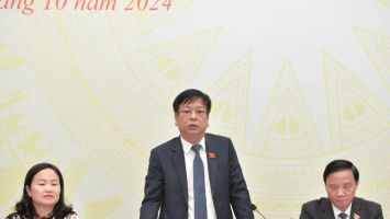 Khơi thông điểm nghẽn, kiến tạo phát triển