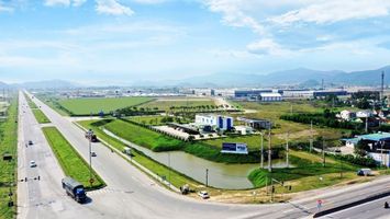 Ban Quản lý khu kinh tế Đông Nam trả lời cử tri xã Nghi Phương, huyện Nghi Lộc về xây dựng hệ thống mương tiêu thoát nước qua khu vực Khu công nghiệp WHA