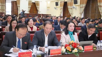 HĐND huyện Nam Đàn chất vấn về vấn đề vi phạm an toàn giao thông của học sinh