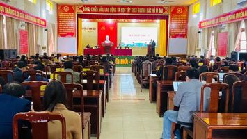 Kỳ họp thứ 17 HĐND huyện Anh Sơn: Tập trung triển khai đồng bộ các giải pháp phát triển kinh tế - xã hội