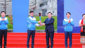 Chủ tịch Quốc hội dự phát động Tết trồng cây 'Đời đời nhớ ơn Bác Hồ', Lễ khởi động Tháng Thanh niên toàn quốc năm 2024 tại Truông Bồn