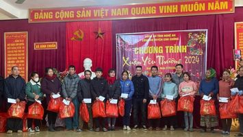 Mang xuân về trên những rẻo cao