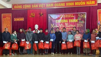 Mang xuân về trên những rẻo cao