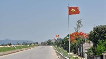 Sở Nông nghiệp và Phát triển nông thôn trả lời cử tri xóm 1, xã Hưng Lợi, huyện Hưng Nguyên kiến nghị duy tu, sửa chữa 07 dốc lên xuống đê tả Lam