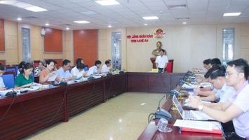 Ban Kinh tế - Ngân sách thẩm tra dự thảo một số nghị quyết trình HĐND tỉnh