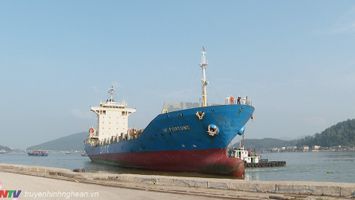 Bộ Giao thông vận tải trả lời kiến nghị cử tri về triển khai dự án nạo vét, nâng cấp luồng tàu vào cảng Cửa Lò
