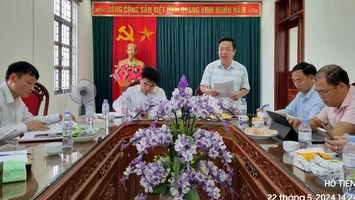 Ban Pháp chế Hội đồng nhân dân thị xã giám sát tại Tòa án nhân dân cùng cấp