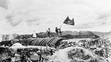 Chủ tịch Hồ Chí Minh với chiến thắng Điện Biên Phủ