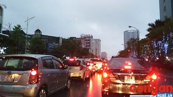 Cần thiết cải tạo, nâng cấp tuyến đường Quang Trung, Lê Lợi, Mai Hắc Đế (Quốc lộ 1) qua thành phố Vinh