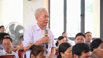 Công tác cấp giấy chứng nhận quyền sử dụng đất tiếp tục được cử tri nhiều địa phương kiến nghị đến Đoàn ĐBQH tỉnh sau kỳ họp thứ 7, Quốc hội khóa XV