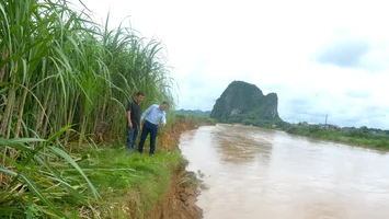 Quan tâm tu sửa kè dọc bờ sông Lam đoạn qua huyện Anh Sơn