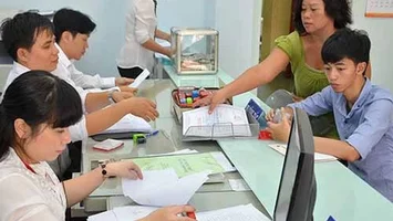 Xem xét chế độ, chính sách cho cán bộ không chuyên trách làm việc lâu năm ở xóm, khối, bản khi nghỉ việc