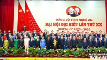 Ban Chấp hành Đảng bộ tỉnh Nghệ An khóa XX, nhiệm kỳ 2025 - 2030 ra mắt nhận nhiệm vụ