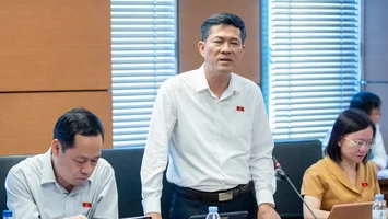 Hoàn thiện khung pháp lý để giáo dục thực sự công bằng, nhân văn và hiện đại