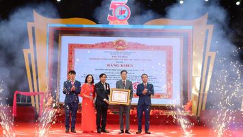 Phó Chủ tịch HĐND tỉnh Nguyễn Như Khôi dự lễ kỷ niệm 50 năm thành lập trường THPT Quỳnh Lưu 3