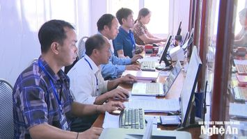 Kiện toàn đội ngũ cán bộ cấp xã - chìa khóa vận hành hiệu quả chính quyền 2 cấp