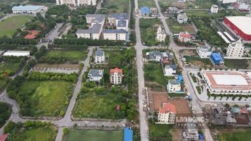 Cử tri Quỳnh Lưu và Nghi Lộc kiến nghị sửa đổi cách xác định nguồn gốc đất trước năm 1980
