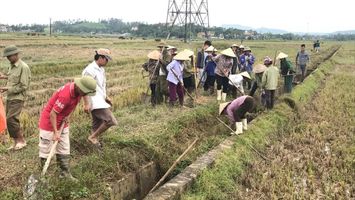 Xem xét sửa chữa và chuyển giao quản lý hồ đập thuộc Nông trường Cờ Đỏ