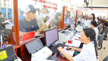 Đẩy mạnh chuyển đổi số, nâng cao chất lượng phục vụ Nhân dân