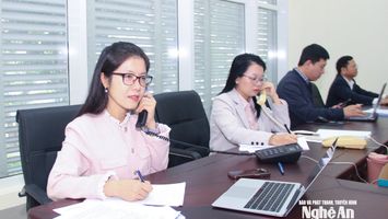 20 lượt cử tri gửi ý kiến qua điện thoại trực tuyến đến Kỳ họp thứ 35, HĐND tỉnh Nghệ An