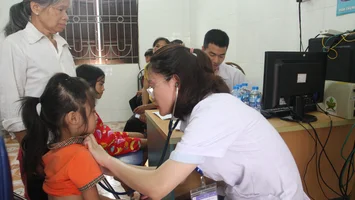 Bộ Y tế trả lời kiến nghị cử tri về chế độ cho cán bộ y tế về làm việc tại tuyến cơ sở, hệ dự phòng
