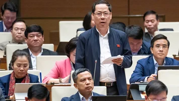 Đại biểu Quốc hội đoàn Nghệ An đề xuất giải pháp để cơ quan chuyên môn thuộc UBND cấp tỉnh, cấp huyện hoạt động ngay sau sắp xếp