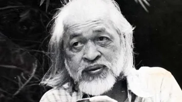 HOÀNG TRUNG THÔNG - NHÀ THƠ “SIÊU GÀN” CỦA XỨ NGHỆ
