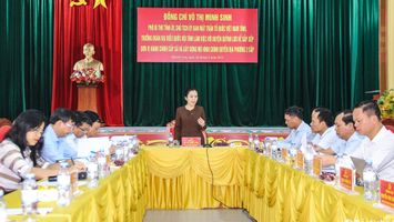 Phó Bí thư Tỉnh ủy Nghệ An Võ Thị Minh Sinh làm việc với huyện Quỳnh Lưu về sắp xếp đơn vị hành chính cấp xã