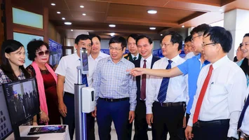 Phát triển khoa học, công nghệ - động lực của sự tăng trưởng