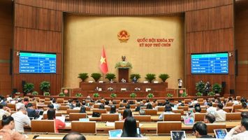 Công bố 2 Nghị quyết của Quốc hội về sửa đổi, bổ sung Hiến pháp 2013