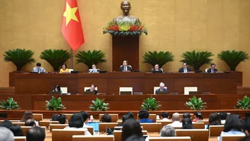 Quốc hội thông qua việc sửa đổi, bổ sung Hiến pháp năm 2013