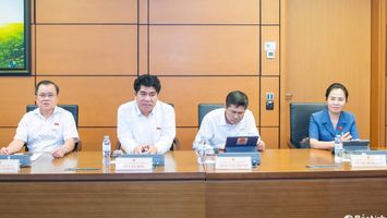 Quốc hội thảo luận cơ chế xử lý khó khăn, vướng mắc do quy định của pháp luật