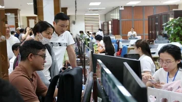 Nghệ An: Quy định thẩm quyền quyết định việc đầu tư, mua sắm các hoạt động ứng dụng công nghệ thông tin