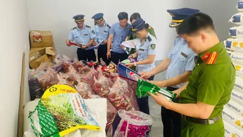 Nghệ An "tuyên chiến" với hàng giả, thực phẩm bẩn: Không có "vùng cấm" trong cuộc chiến bảo vệ sức khỏe Nhân dân