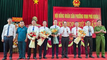 Lãnh đạo HĐND tỉnh và các cơ quan thuộc HĐND tỉnh tham dự kỳ họp HĐND các xã, phường mới sau sắp xếp đơn vị hành chính