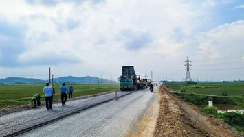 Trả lời kiến nghị cử tri xã Nhân Sơn liên quan đến tình trạng ngập úng và mất an toàn giao thông trên tuyến Quốc lộ 15A