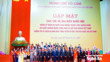 Đoàn các thế hệ đại biểu Quốc hội Nghệ An dự Chương trình gặp mặt do Tổng Bí thư Tô Lâm chủ trì