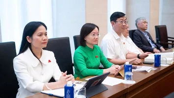 Đoàn đại biểu Quốc hội tỉnh Nghệ An tham dự  Hội thảo khoa học cấp Quốc gia “Quốc hội Việt Nam – 80 năm hình thành và phát triển”