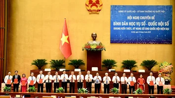Quốc hội tổ chức Hội nghị chuyên đề “Bình dân học vụ số, Quốc hội số”