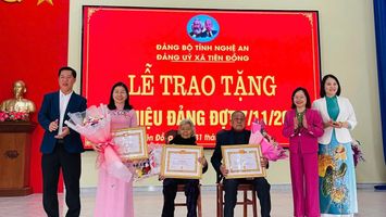 Đồng chí Thái Thị An Chung dự Hội nghị tổng kết công tác xây dựng Đảng năm 2025, triển khai nhiệm vụ năm 2026 tại xã Tiên Đồng