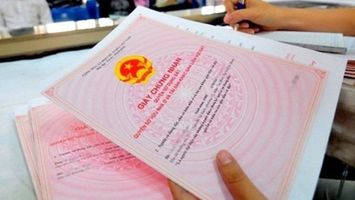 Cử tri Nam Thanh kiến nghị về việc không thực hiện được thủ tục cấp đổi giấy chứng nhận quyền sử dụng đất theo luật mới