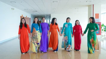 Người phụ nữ - mạch nguồn yêu thương và sức mạnh bền bỉ của xã hội