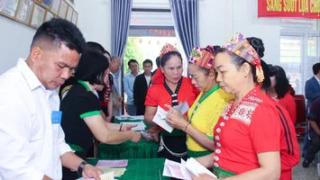 Đoàn ĐBQH tỉnh Nghệ An: Tiếp nhận, xử lý 14 đơn thư, đồng hành cùng cử tri trong tháng bầu cử