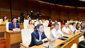 Kỳ họp thứ Nhất, Quốc hội khóa XVI: Nền tảng quan trọng cho nhiệm kỳ mới; Đoàn ĐBQH tỉnh Nghệ An tham gia tích cực, trách nhiệm