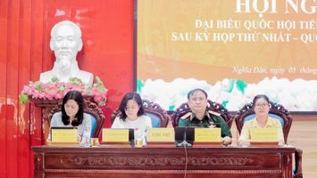 Sớm điều chỉnh tiền lương, nâng mức phụ cấp cho cán bộ cấp xã