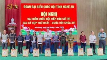 Đại biểu Quốc hội tiếp xúc cử tri xã Đô Lương: “nóng” vấn đề xe quá tải, quản lý đất đai và chế độ cán bộ